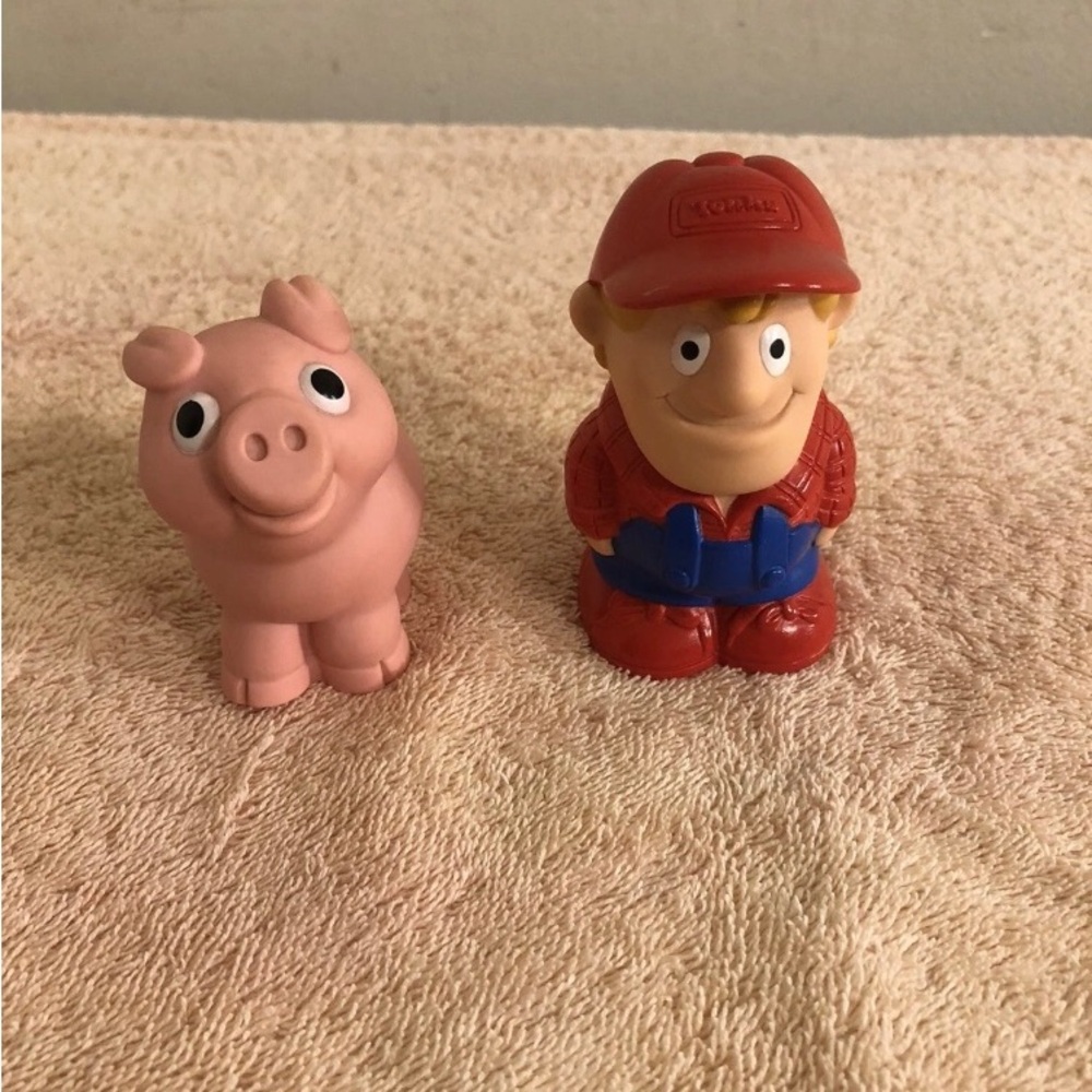 Vintage 1992 Tonka Farmer & Pig 3” Tall Chunky Figures